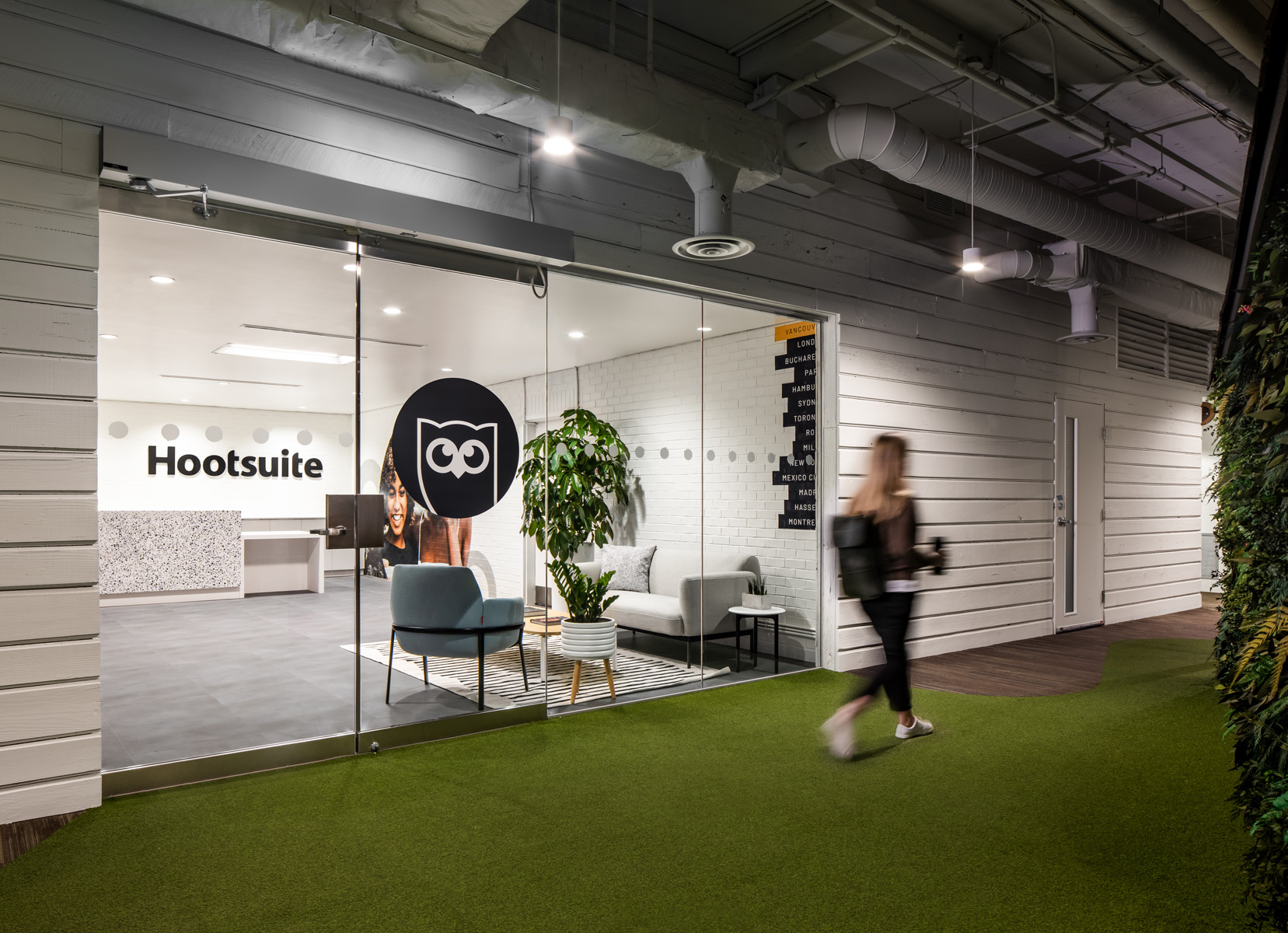 Hootsuite Vancouver - Entry Space